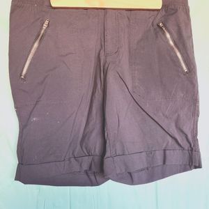 Te Verde - Gray/Blue color - Women's Small - outdoor shorts - great condition!